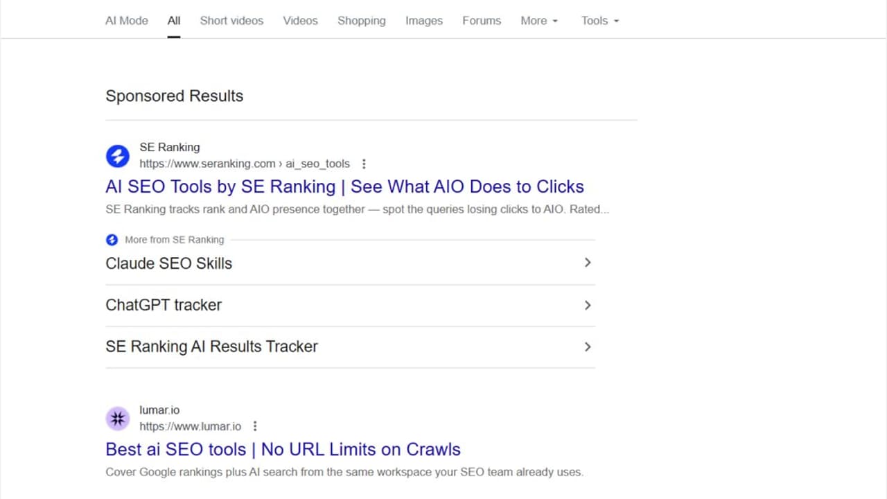 “More From Advertiser” Title Tested for Sitelinks
